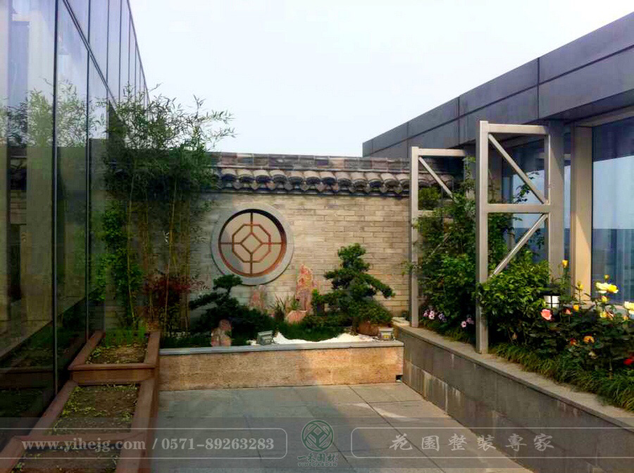 藍(lán)色錢(qián)江私家屋頂花園景觀(guān)｜私家露臺(tái)花園改造｜私人屋頂花園景觀(guān)綠化施工