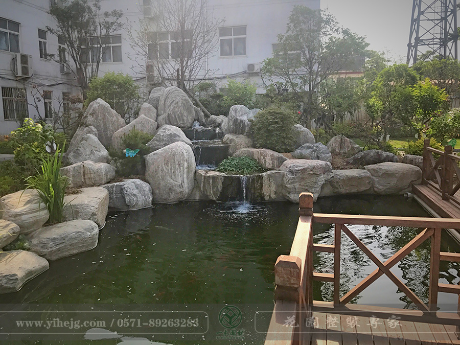 某政府后院假山流水｜錦鯉池過(guò)濾水質(zhì)處理｜庭院花園景觀(guān)設(shè)計(jì)